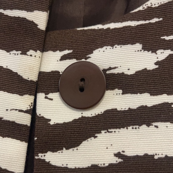 Anne Klein Women’s 10 Brown Zebra Print Jacket - Picture 3 of 6